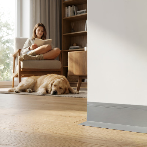 Plintă din PVC autoadezivă, plintă flexibilă DEKOR, 50x20mm, gri