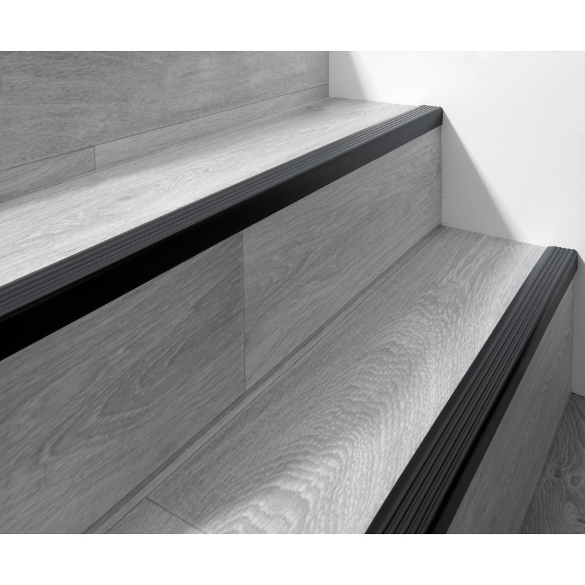 Profil pentru scări, autoadeziv, PVC, plastic, profil antiderapant, profil unghiular, 40x25mm, negru