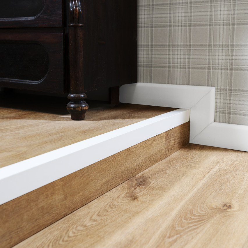 PVC Profil unghiular dur, plastic, protecție pentru margini, alb