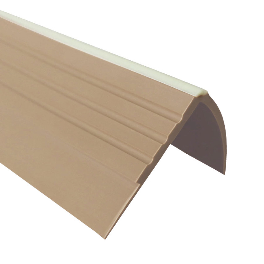 Profil antiderapant pentru scări fotoluminiscent 40x40mm, 150cm, bej