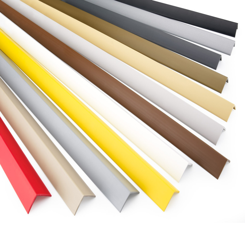 Profil unghiular din PVC, plastic, protecție pentru margini, maro