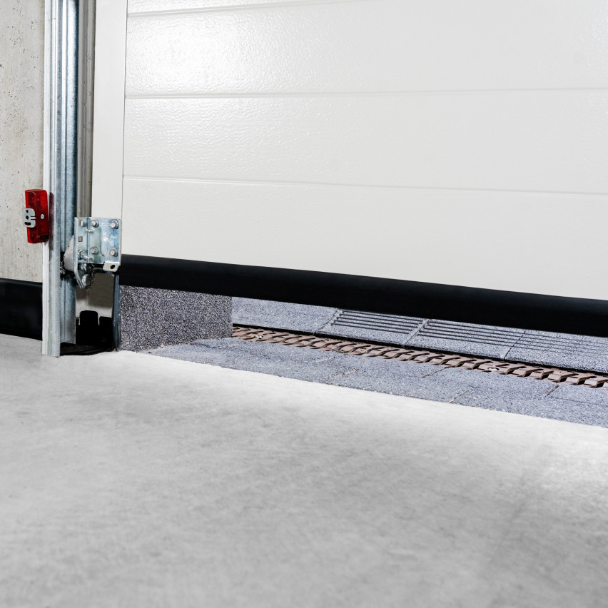 Bandă de acoperire adezivă din PVC, ornament de plastic plat pentru ferestre, profil de capăt alb 5m