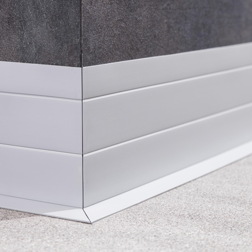 Baghetă Multifuncțională din PVC 4în1 – Panou de Finisare Autocolant, Maro