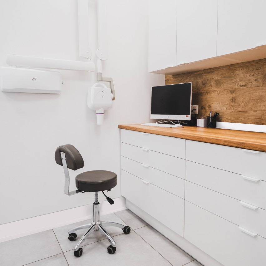 Plinta moale Autoadezivă, Plinta flexibilă, Plinta de colț, PVC, 100x25mm, alb