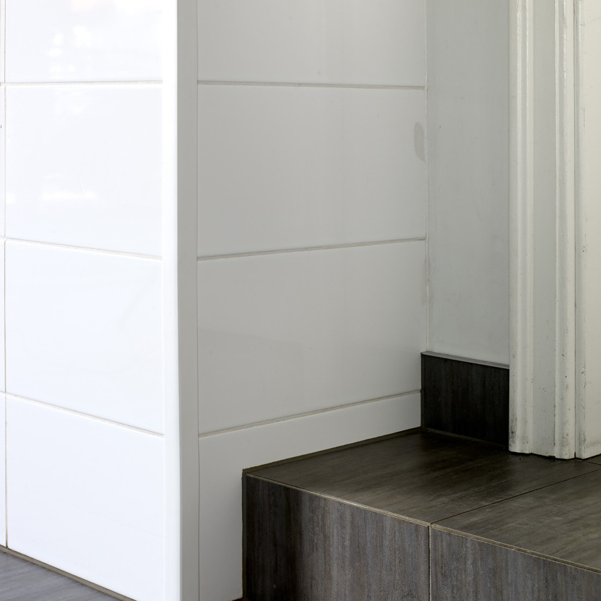 PVC Profil unghiular dur, plastic, protecție pentru margini, negru